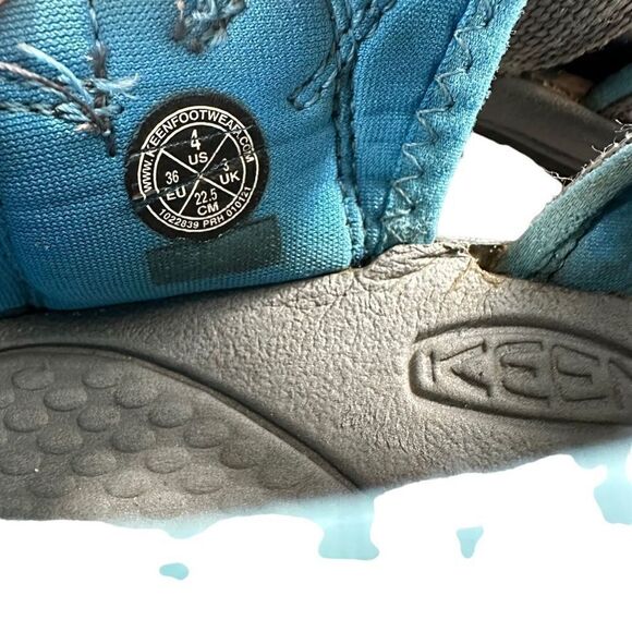 Keen Newport Waterproof Sandals Kids Size 4 - Picture 4 of 9
